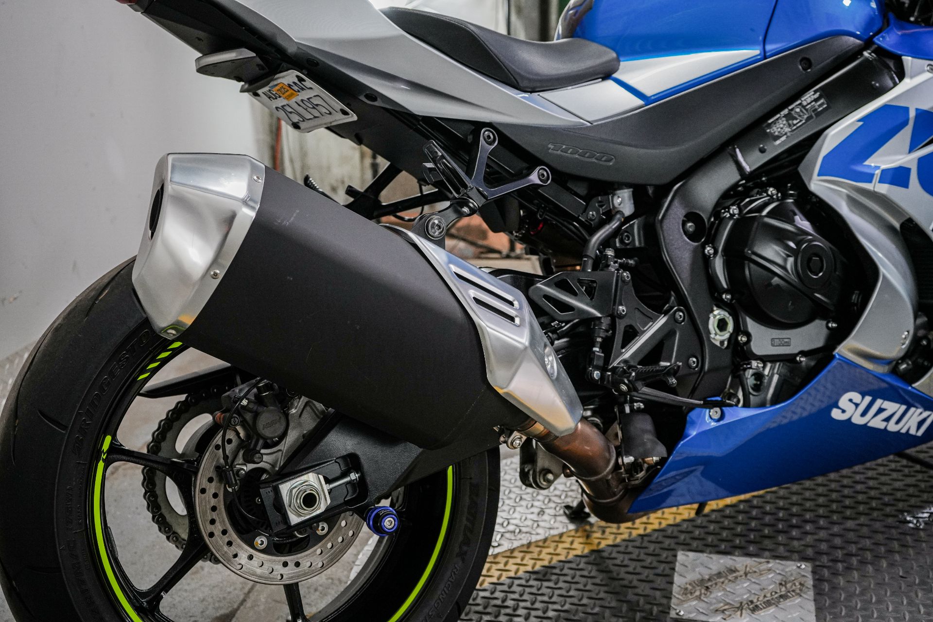 2021 Suzuki GSX-R1000R 100th Anniversary Edition in Sacramento, California - Photo 12