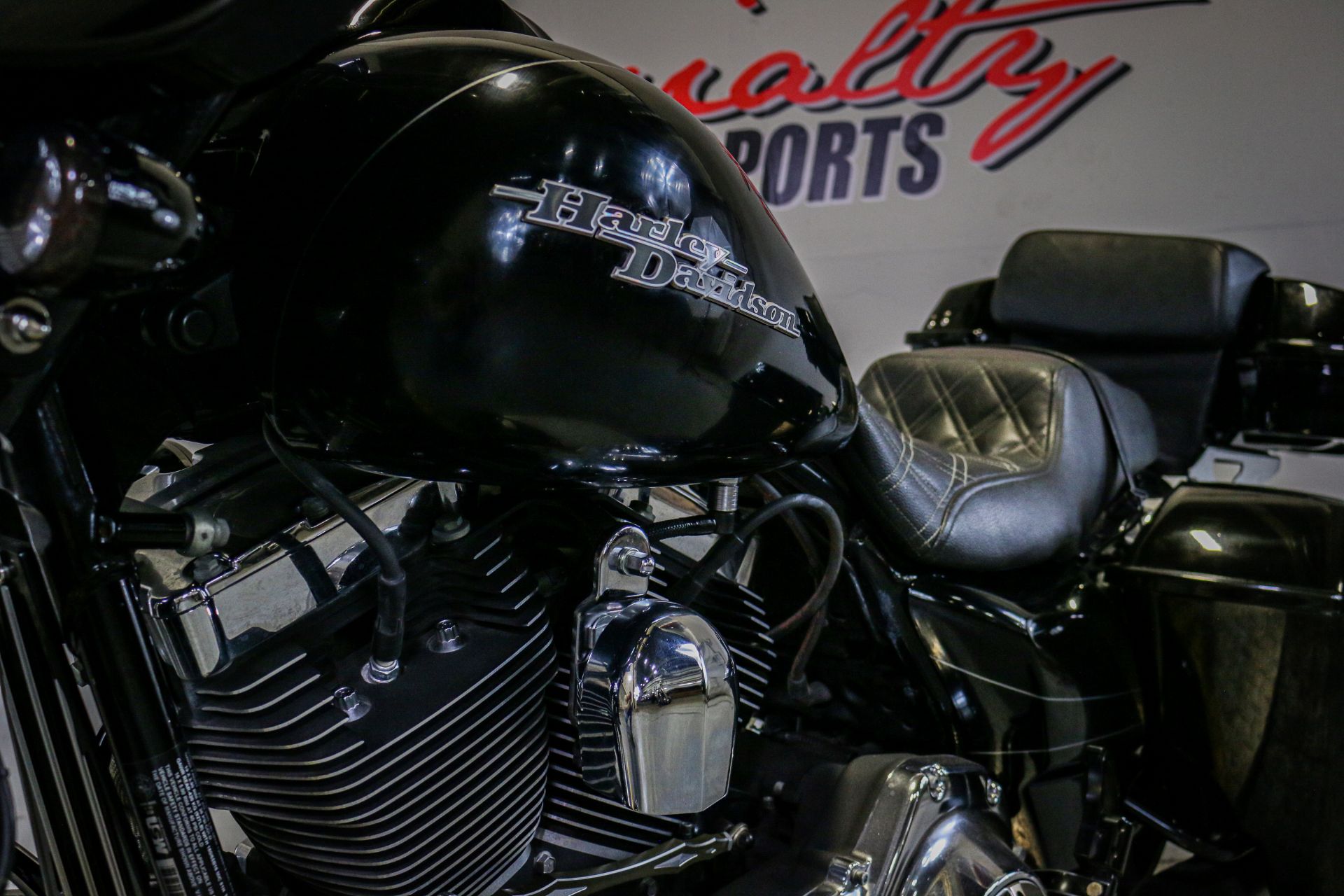 2014 Harley-Davidson Street Glide® Special in Sacramento, California - Photo 9