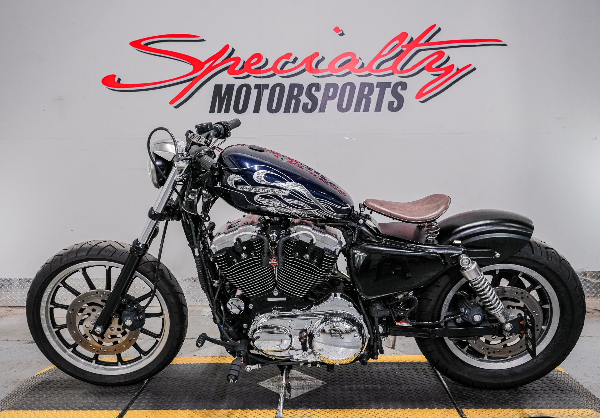 2008 Harley-Davidson Sportster® 1200 Low in Sacramento, California - Photo 4