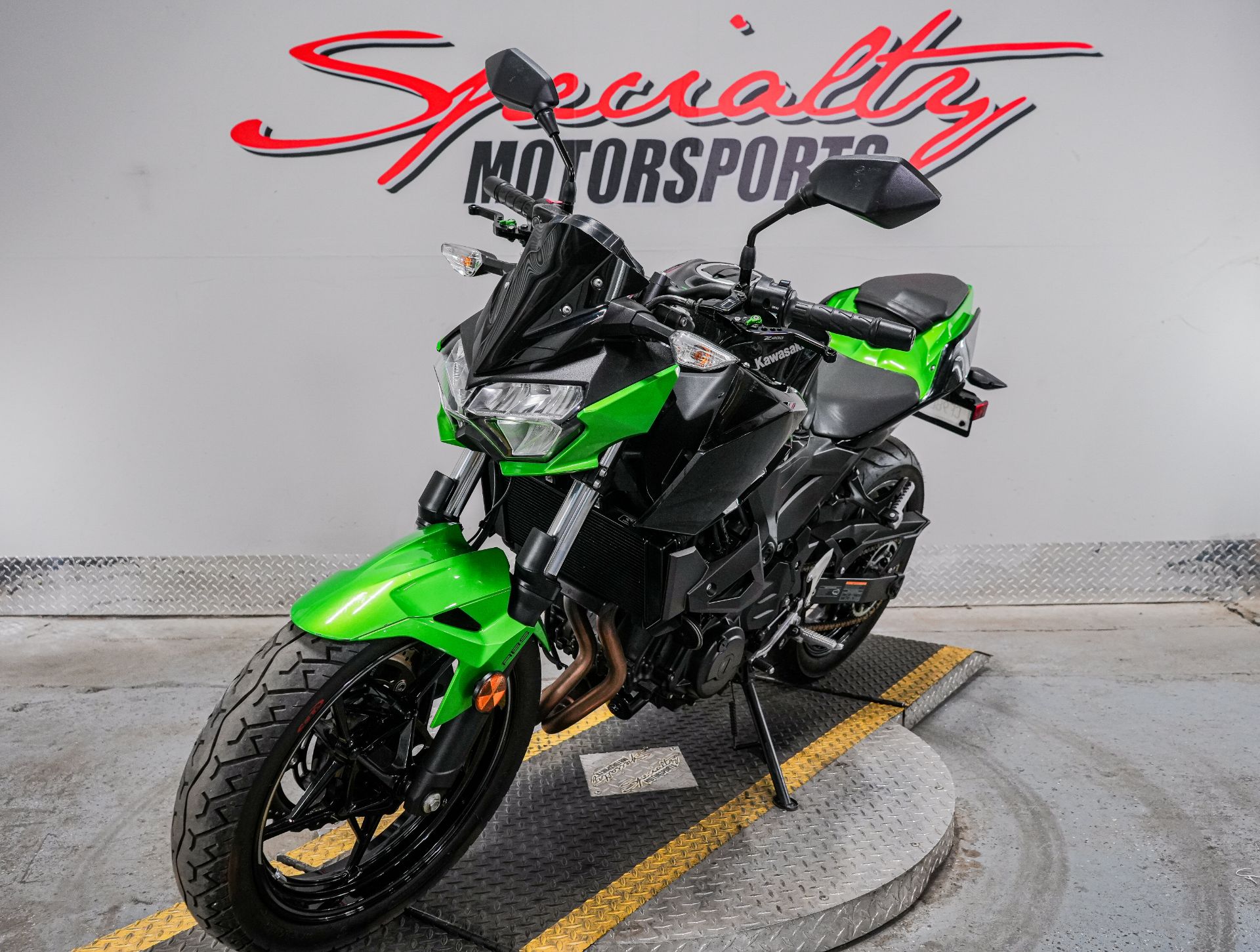 2019 Kawasaki Z400 ABS in Sacramento, California - Photo 6