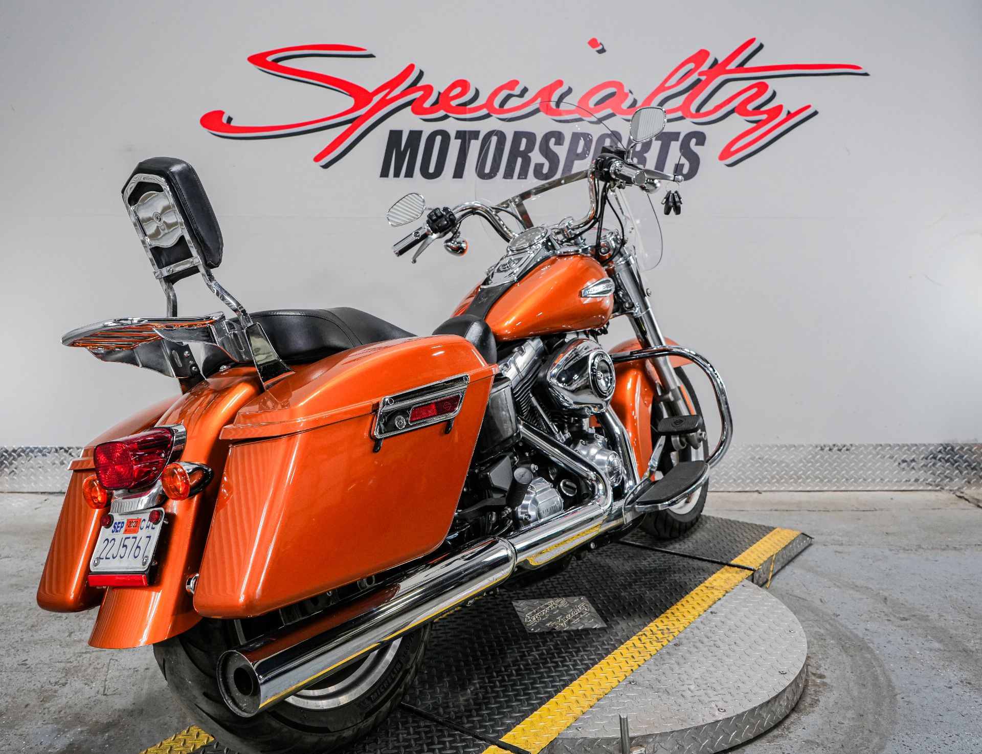 2014 Harley-Davidson Dyna® Switchback™ in Sacramento, California - Photo 2