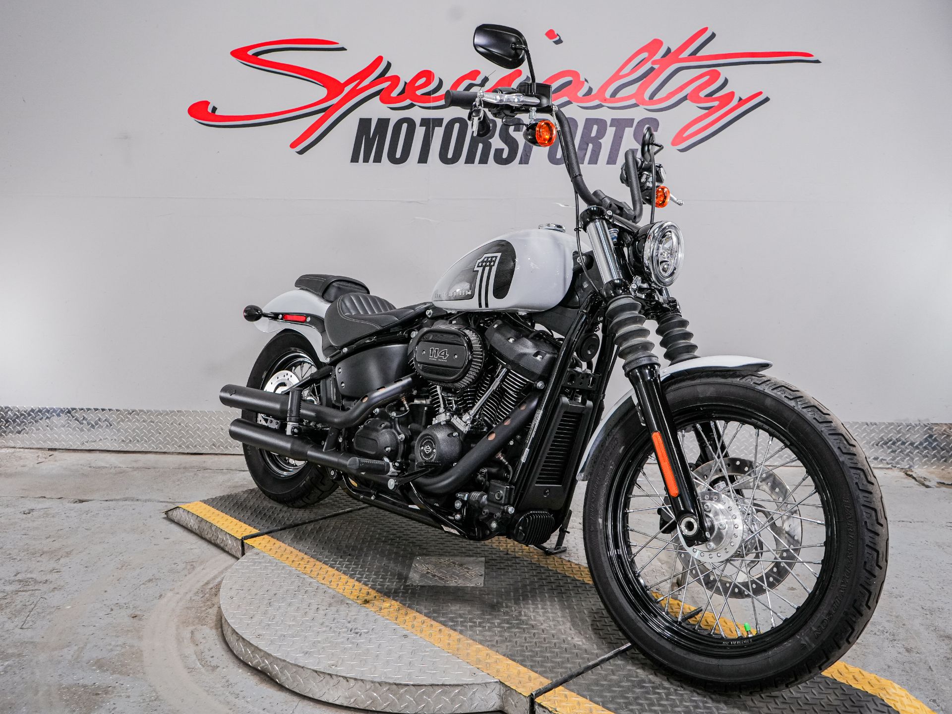 2021 Harley-Davidson Street Bob® 114 in Sacramento, California - Photo 7