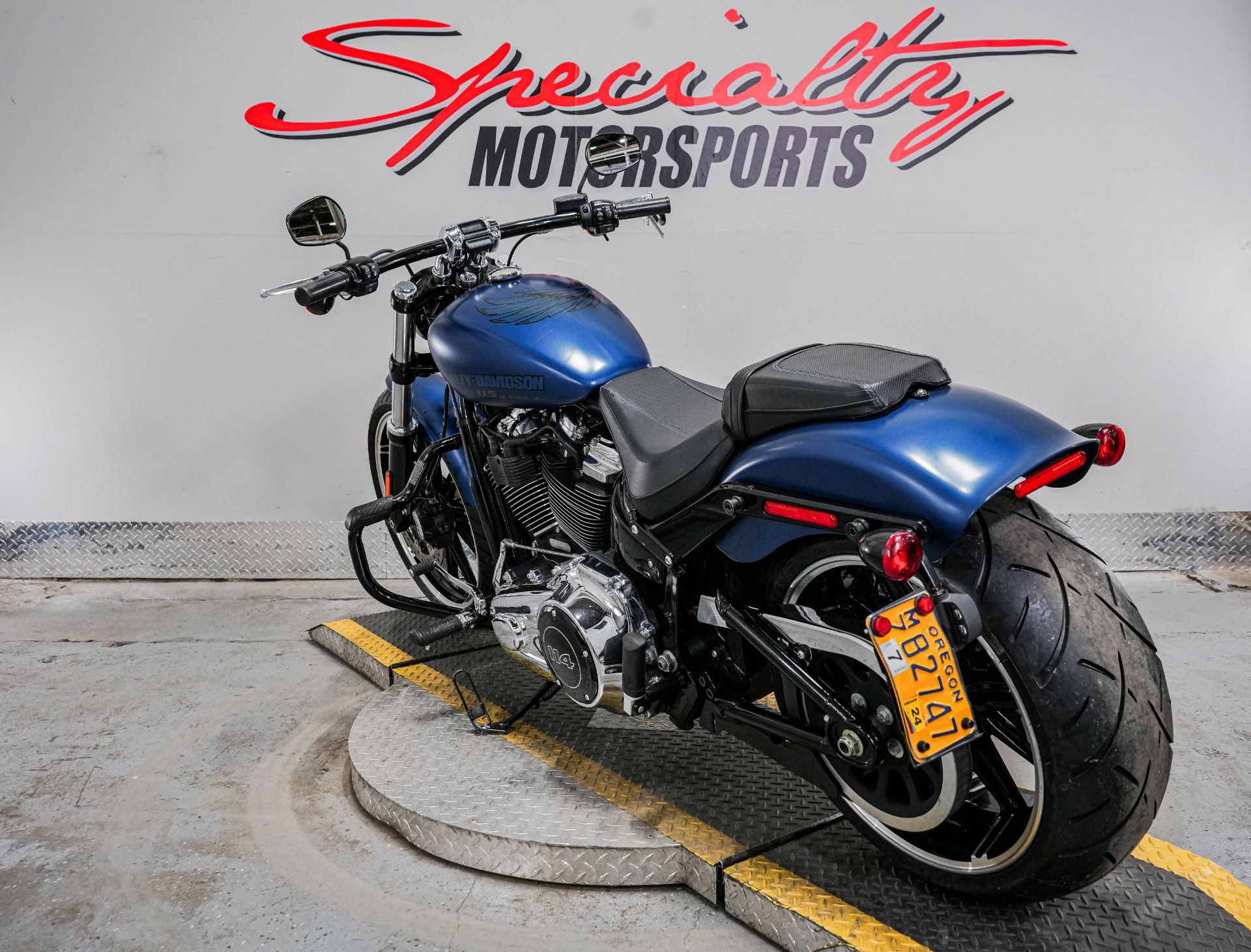 2018 Harley-Davidson Breakout® 114 in Sacramento, California - Photo 4
