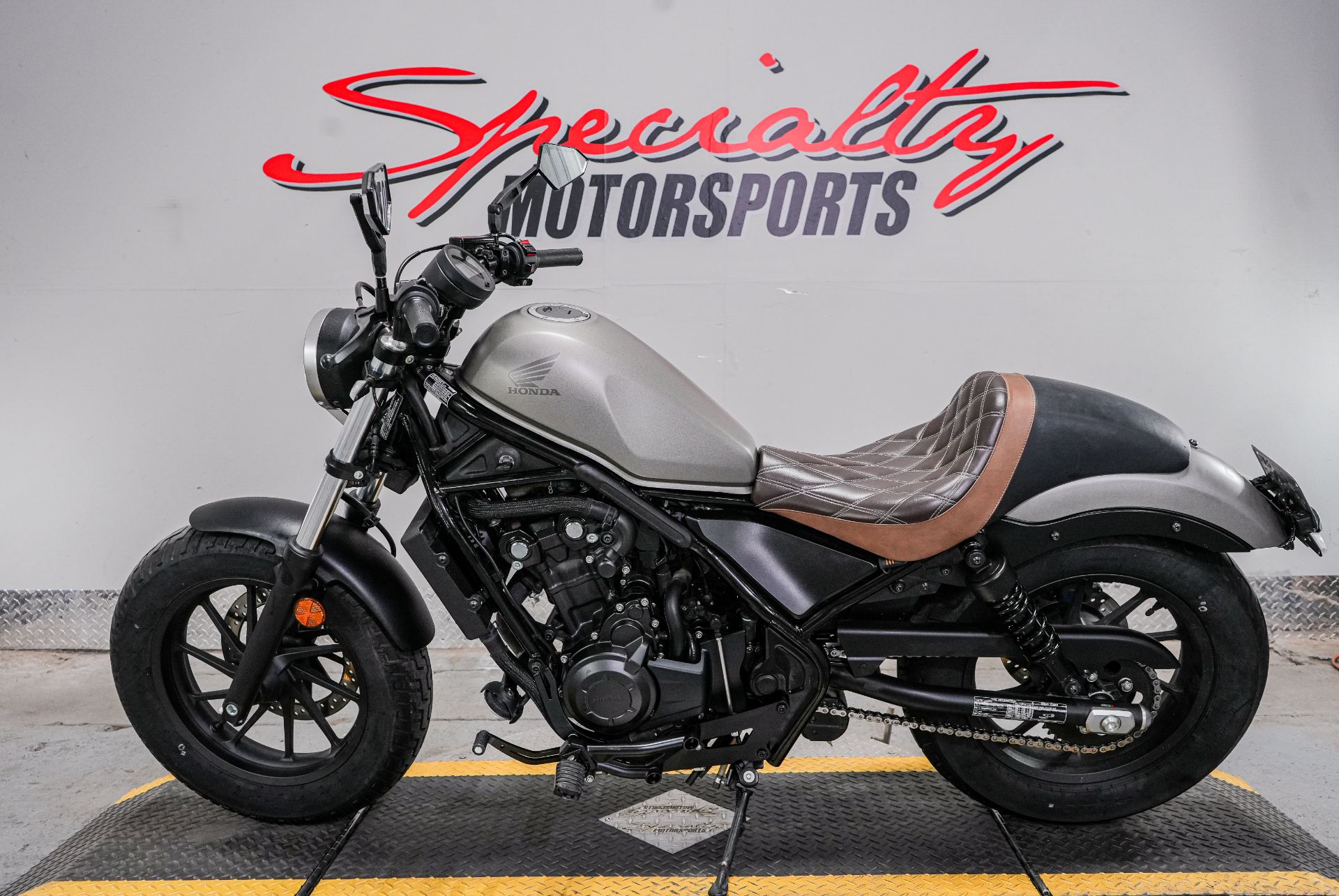 2018 Honda Rebel 500 in Sacramento, California - Photo 4