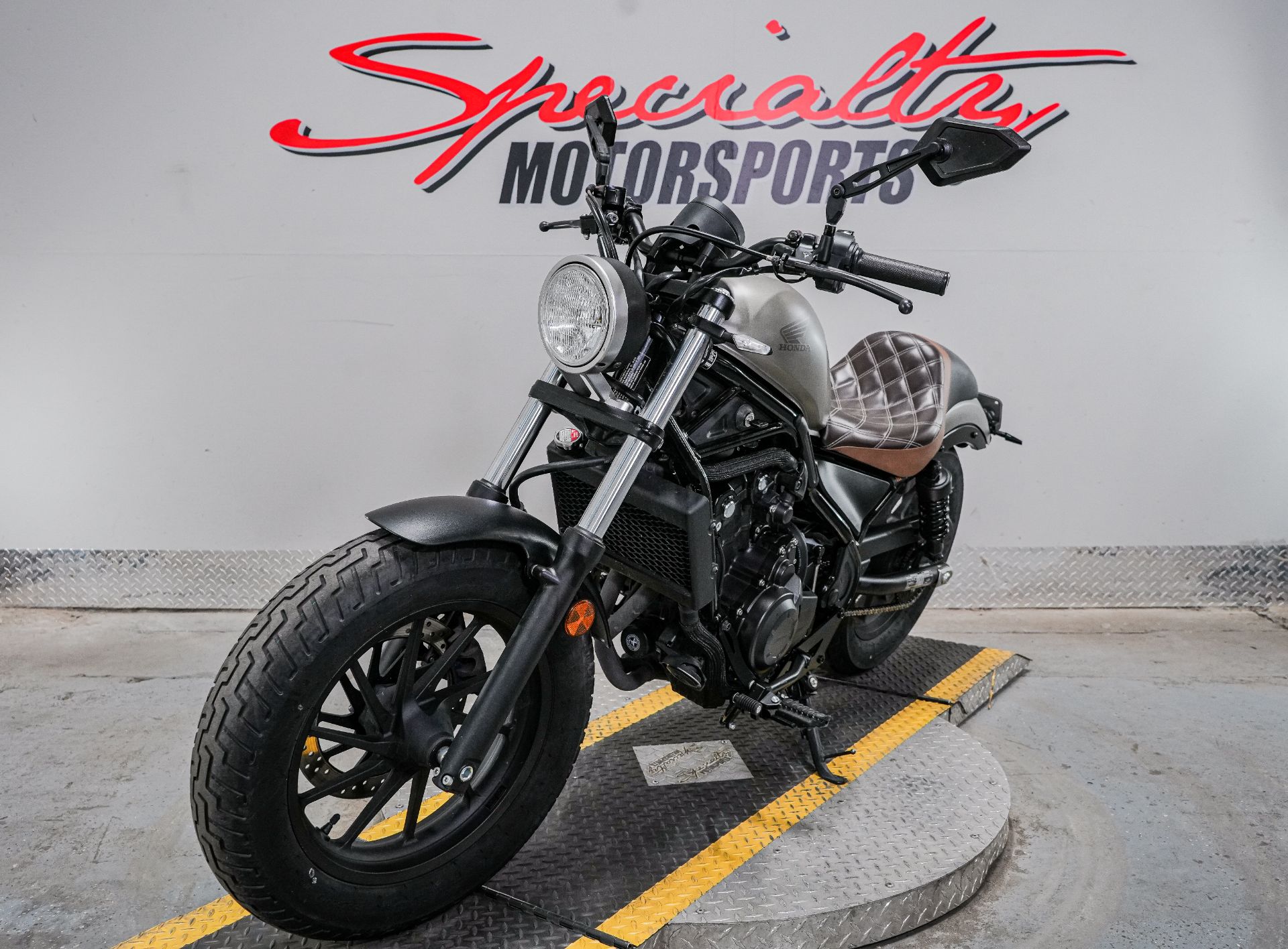 2018 Honda Rebel 500 in Sacramento, California - Photo 6