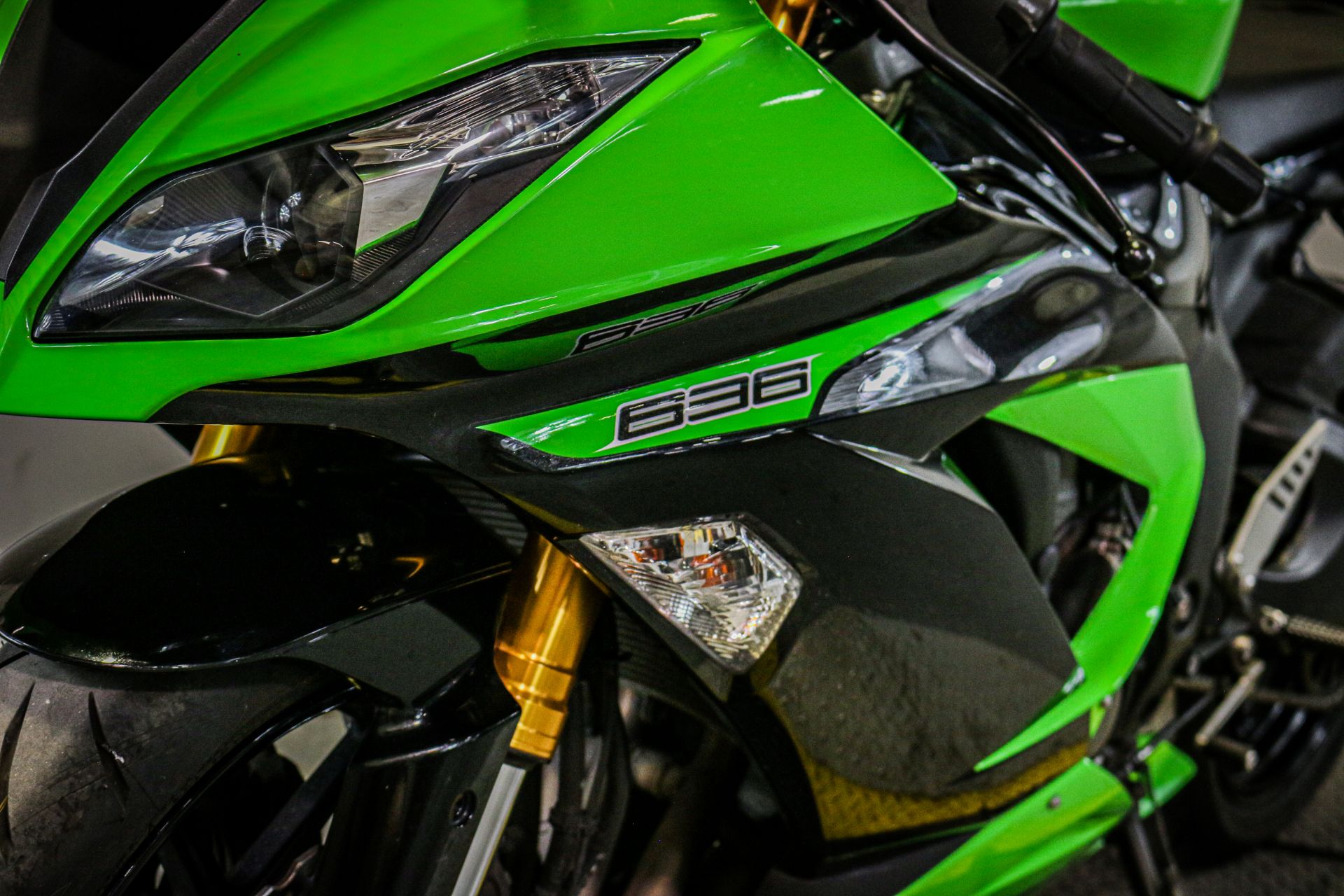 2013 Kawasaki Ninja® ZX™-6R in Sacramento, California - Photo 6