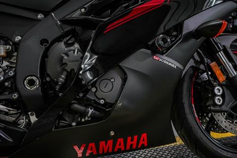 2015 Yamaha YZF-R6 in Sacramento, California - Photo 9