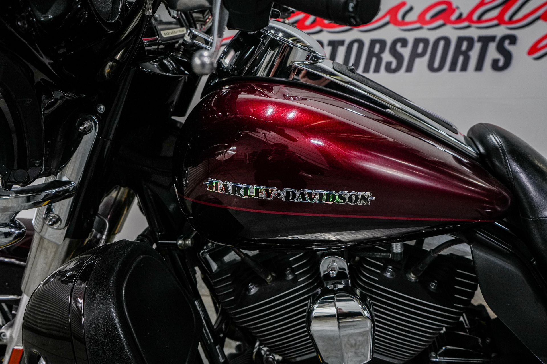 2015 Harley-Davidson Electra Glide® Ultra Classic® in Sacramento, California - Photo 5