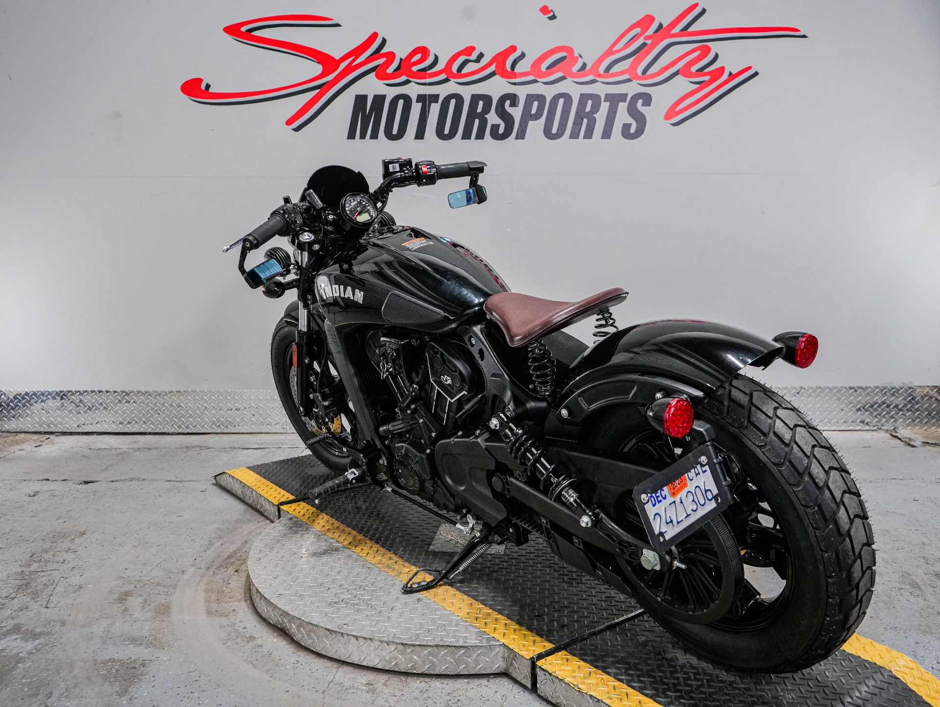 2021 Indian Motorcycle SCOUT BOBBER SIXTY in Sacramento, California - Photo 3