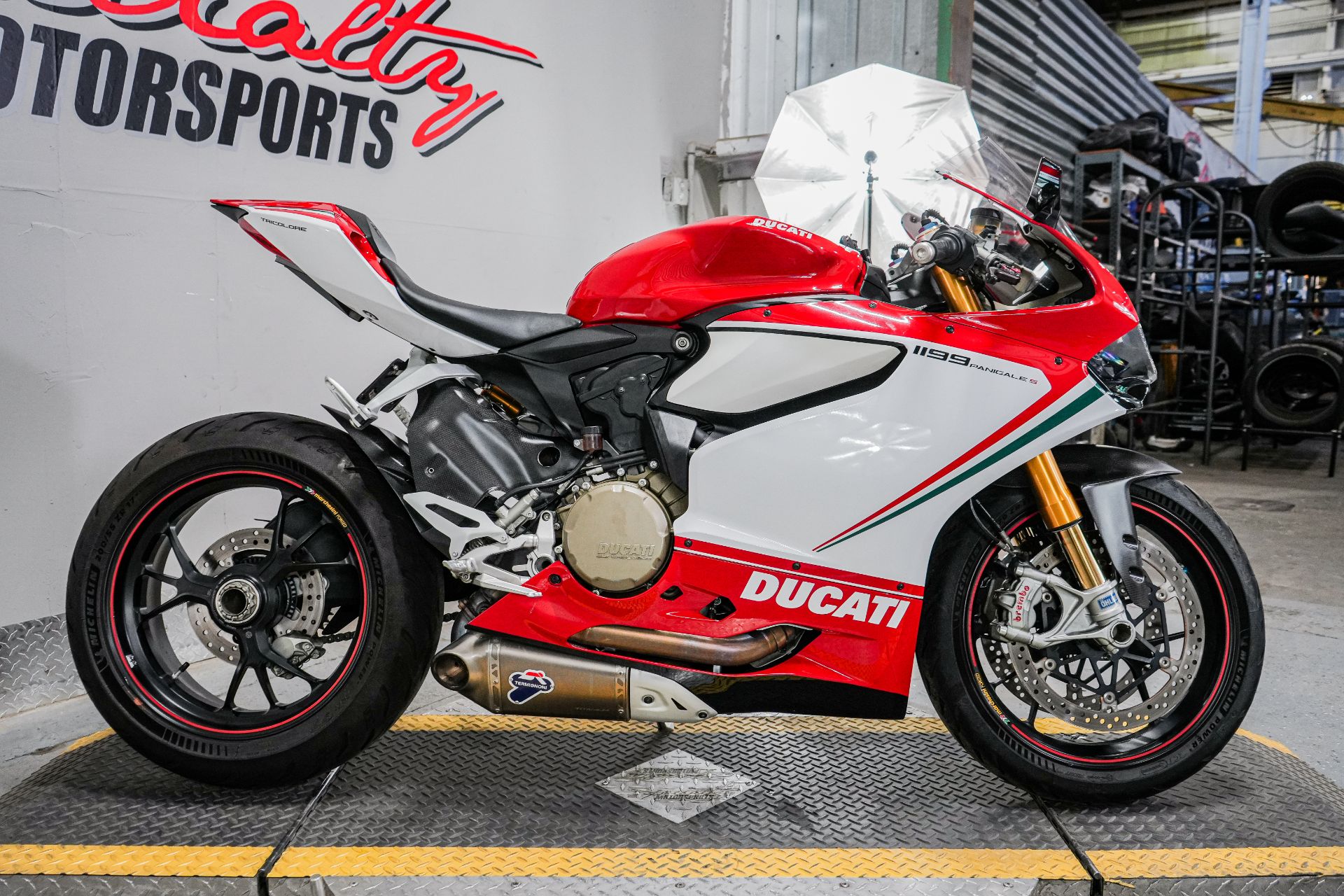 2013 Ducati 1199 Panigale S Tricolore in Sacramento, California - Photo 11