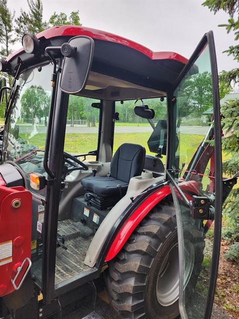 2016 Mahindra 2538HC in Honor, Michigan - Photo 2