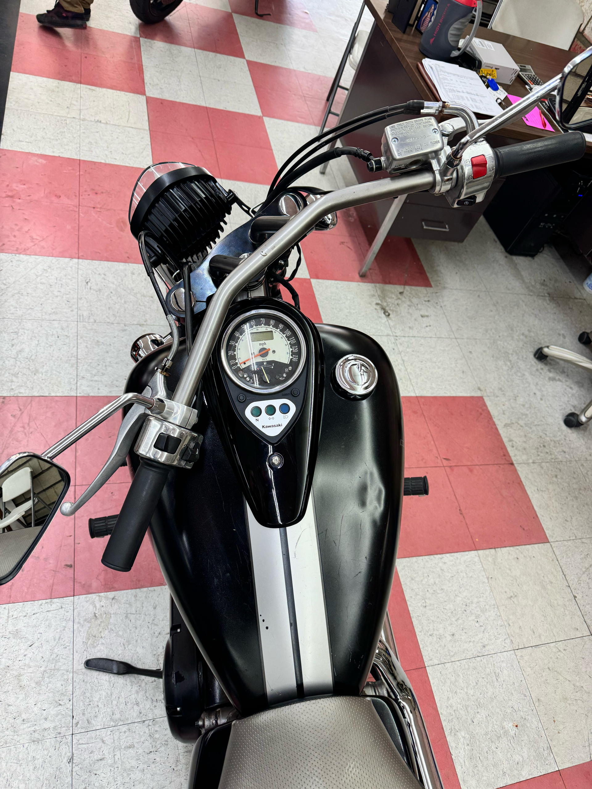 2010 Kawasaki Vulcan® 900 Custom in Colorado Springs, Colorado - Photo 10