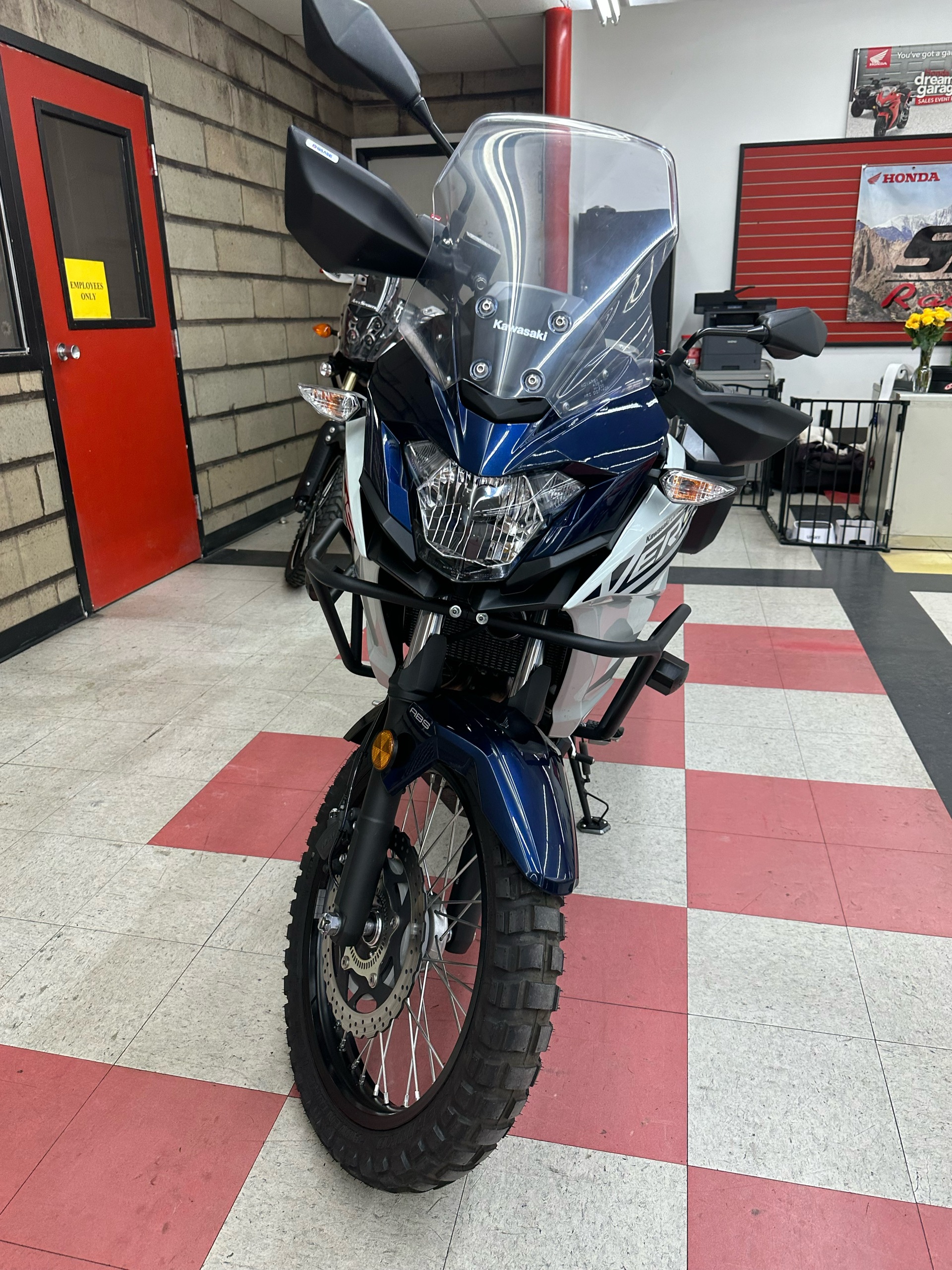 2022 Kawasaki Versys-X 300 ABS in Colorado Springs, Colorado - Photo 8