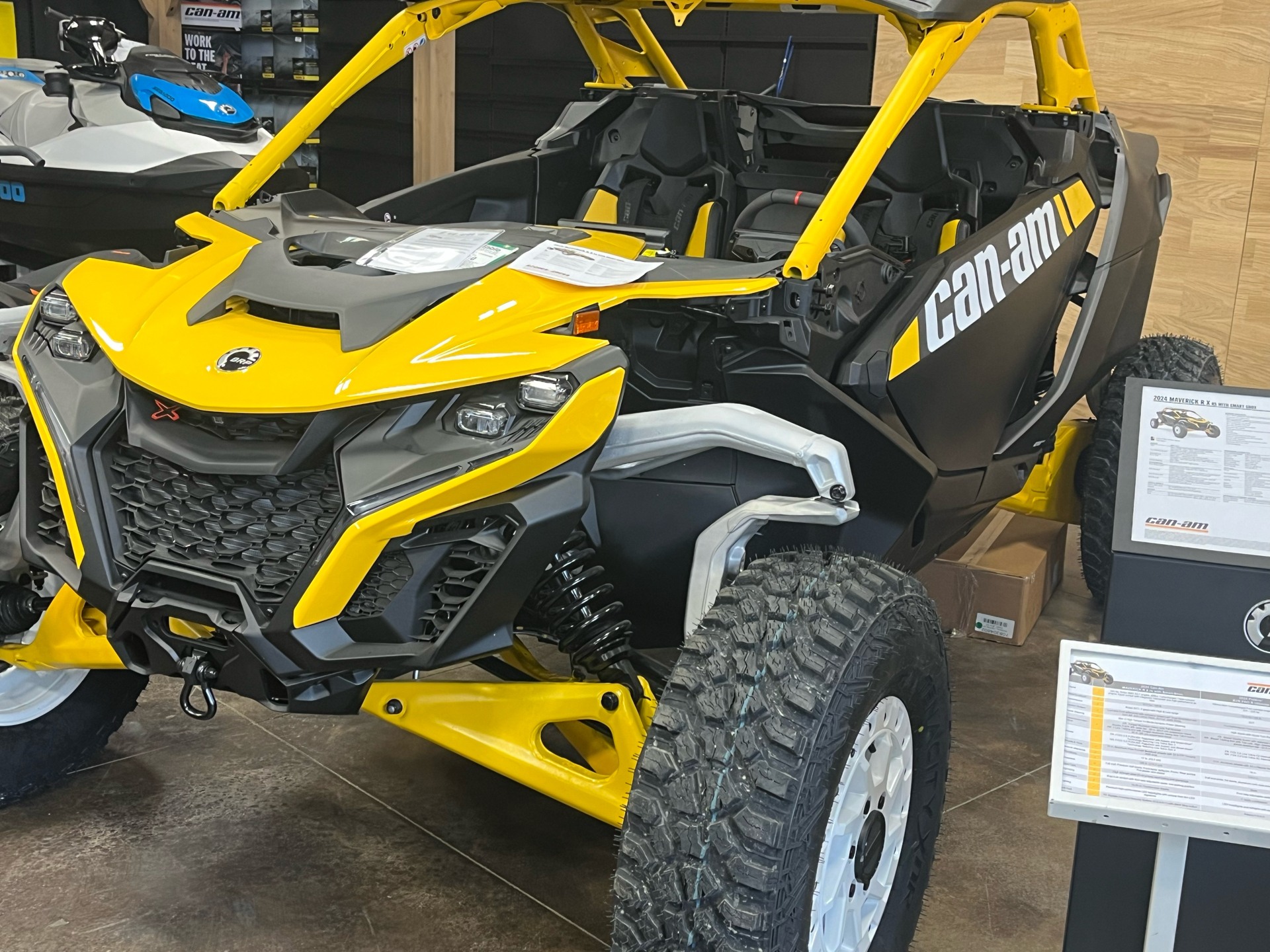 2024 Can-Am Maverick R X RS with Smart-Shox 999T DCT in Ponderay, Idaho - Photo 4