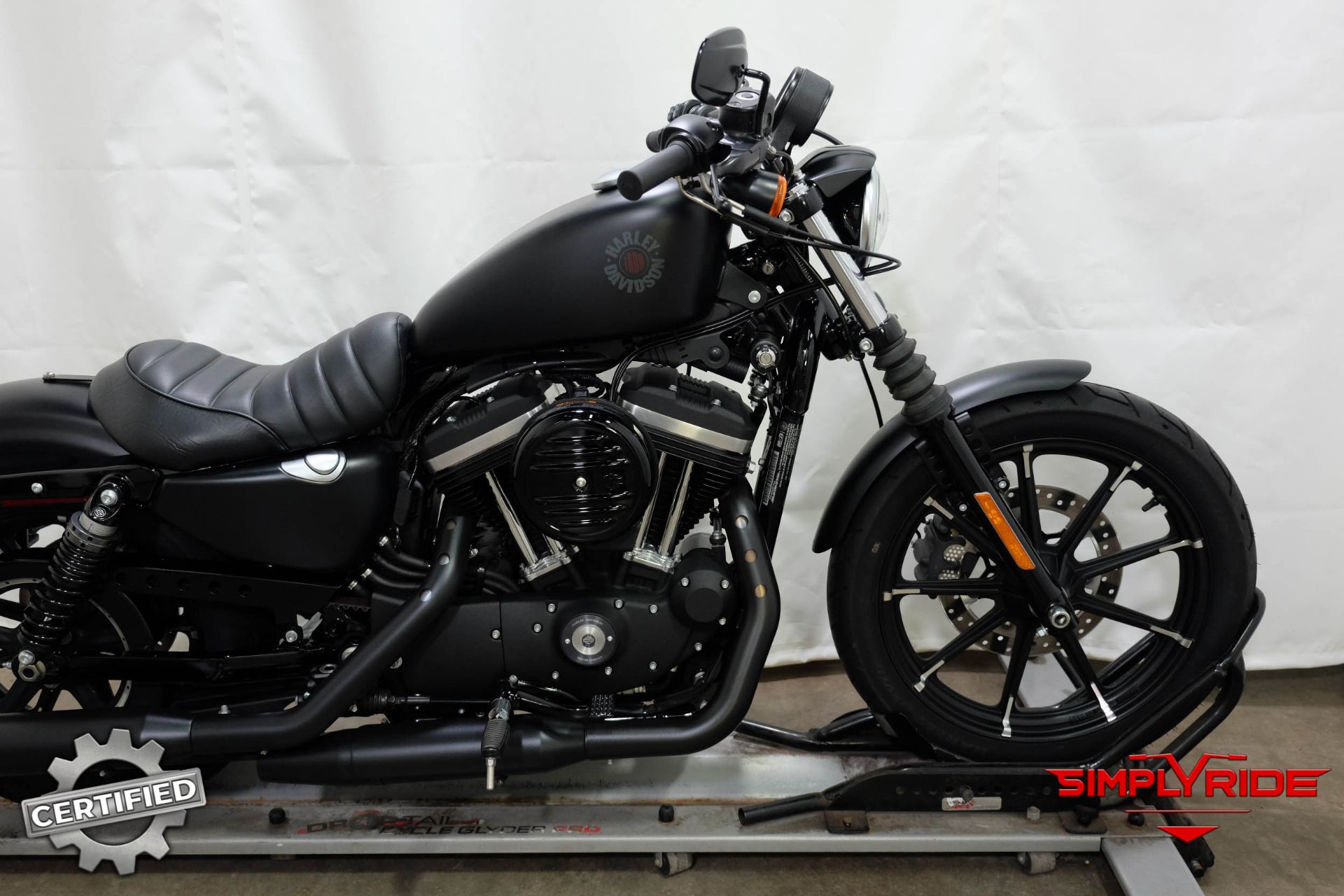 2019 Harley-Davidson Iron 883™ in Eden Prairie, Minnesota - Photo 31