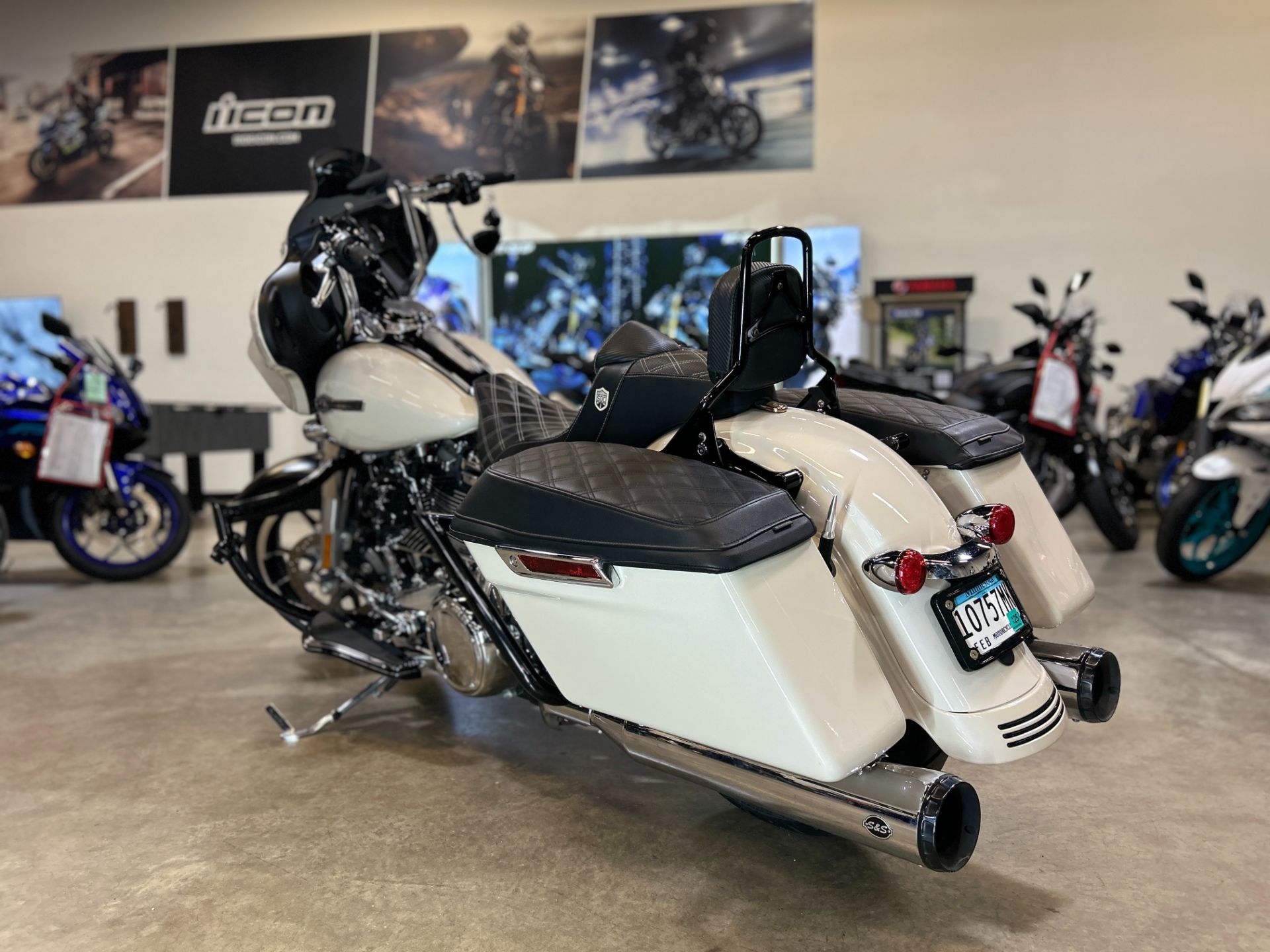 2022 Harley-Davidson Street Glide® in Eden Prairie, Minnesota - Photo 7