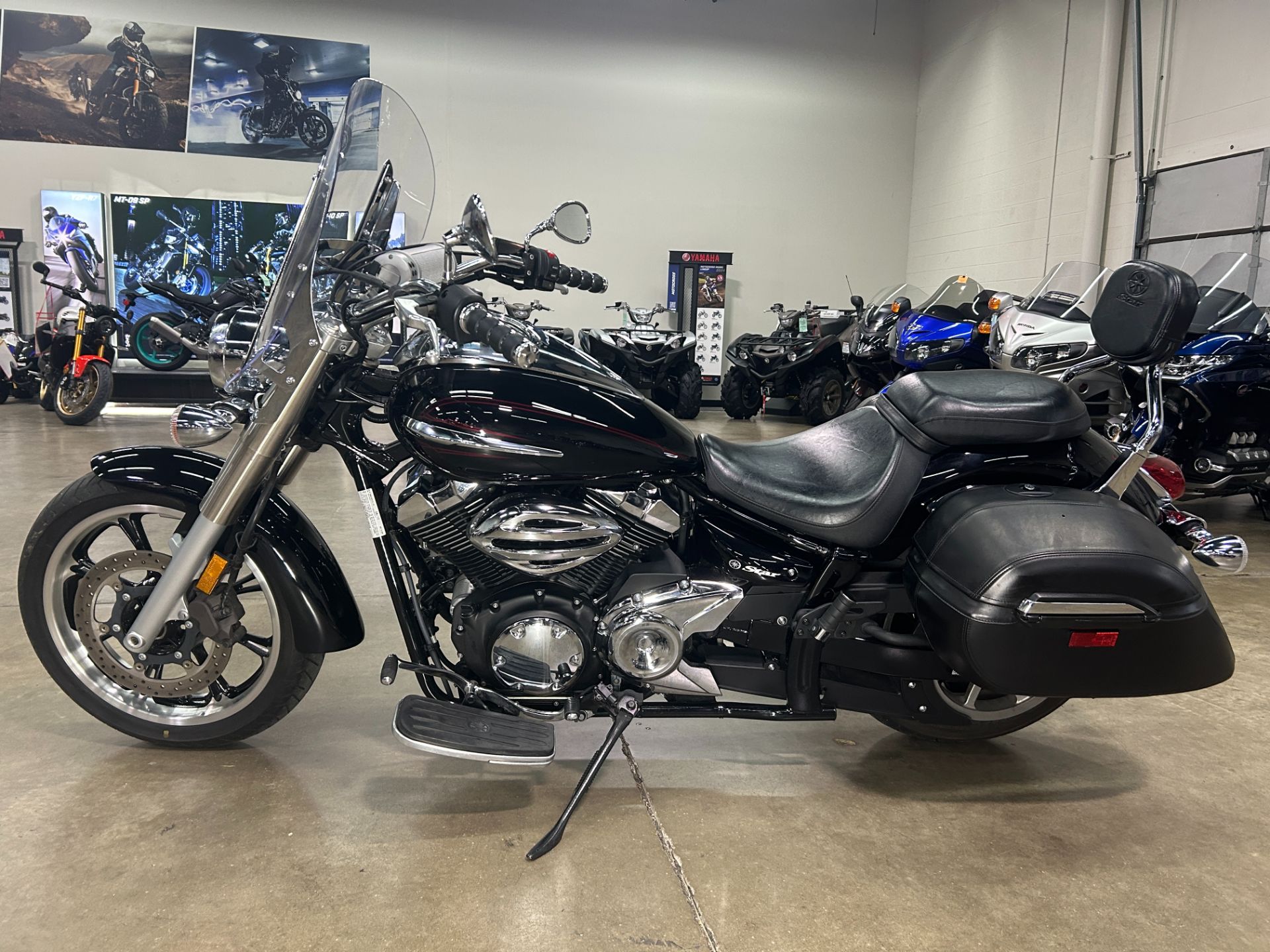 2013 Yamaha V Star 950 in Eden Prairie, Minnesota - Photo 5