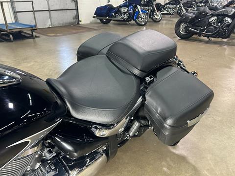 2018 Suzuki Boulevard C90T in Eden Prairie, Minnesota - Photo 8