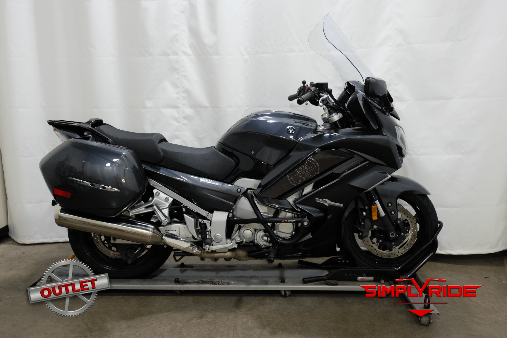 2015 Yamaha FJR1300ES in Eden Prairie, Minnesota - Photo 1