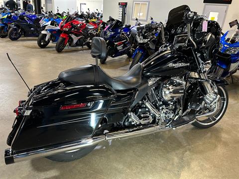 2015 Harley-Davidson Street Glide® Special in Eden Prairie, Minnesota - Photo 4