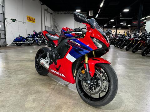 2022 Honda CBR1000RR ABS in Eden Prairie, Minnesota - Photo 2