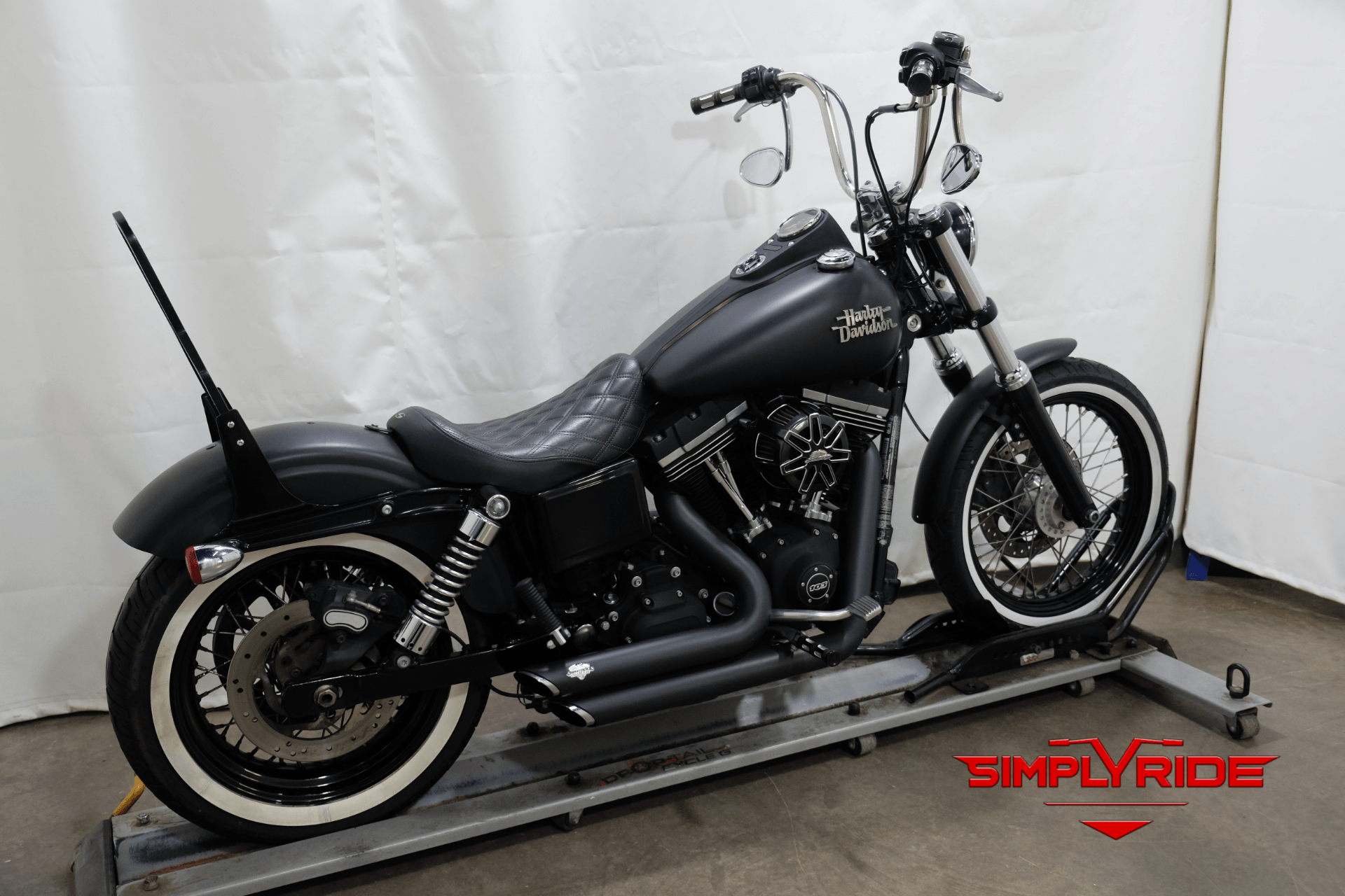 2015 Harley-Davidson Street Bob® in Eden Prairie, Minnesota - Photo 8