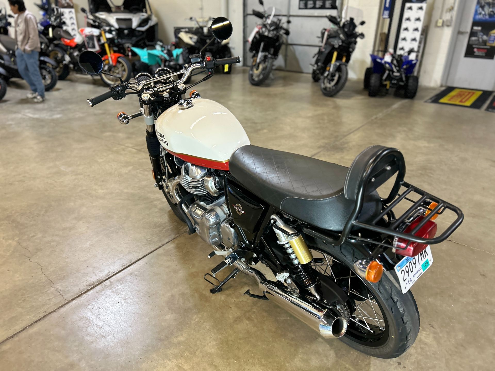 2021 Royal Enfield INT650 in Eden Prairie, Minnesota - Photo 5