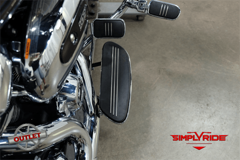 2017 Harley-Davidson Street Glide® Special in Eden Prairie, Minnesota - Photo 11