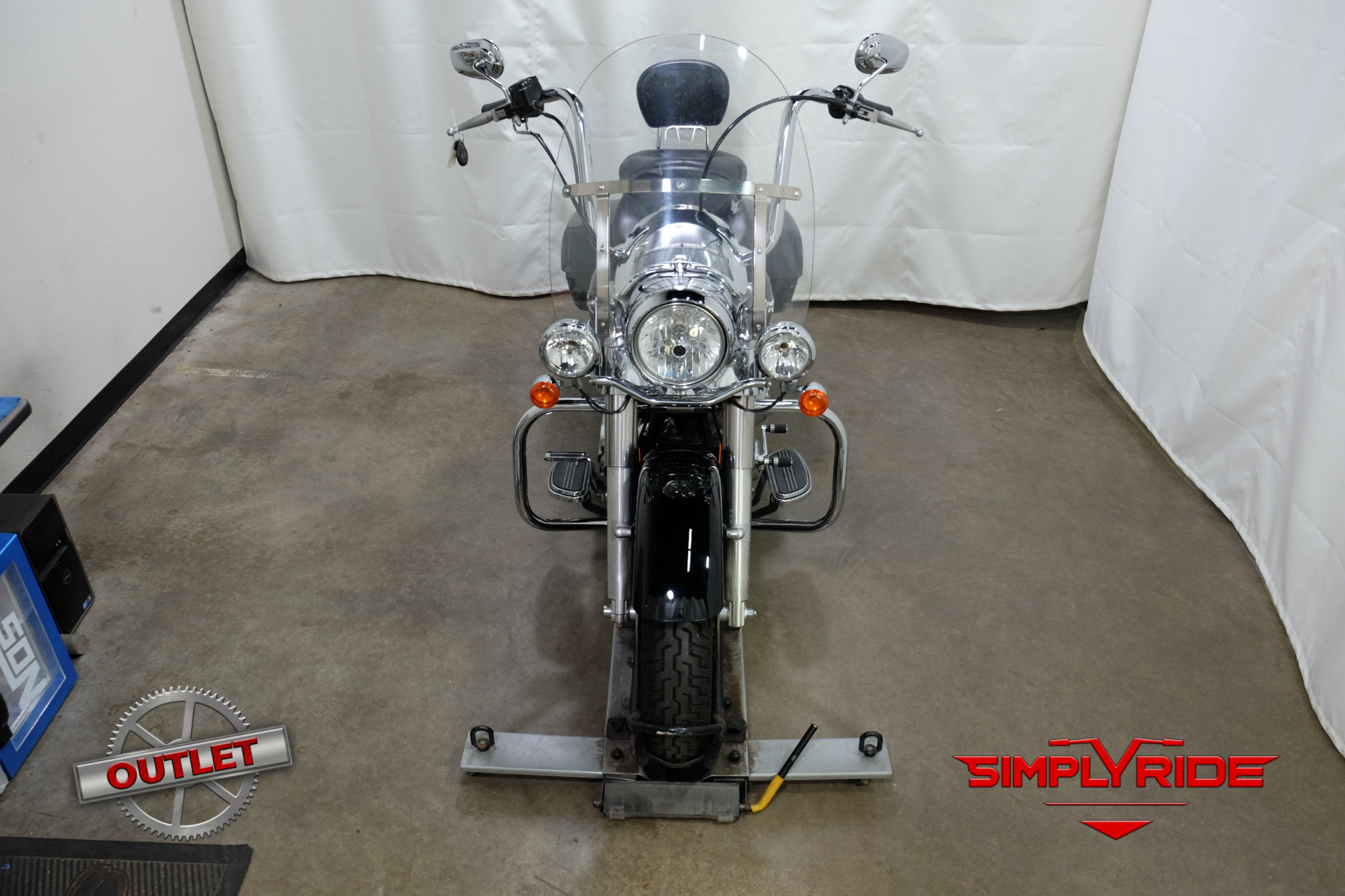 2006 Harley-Davidson Road King® Custom in Eden Prairie, Minnesota - Photo 3