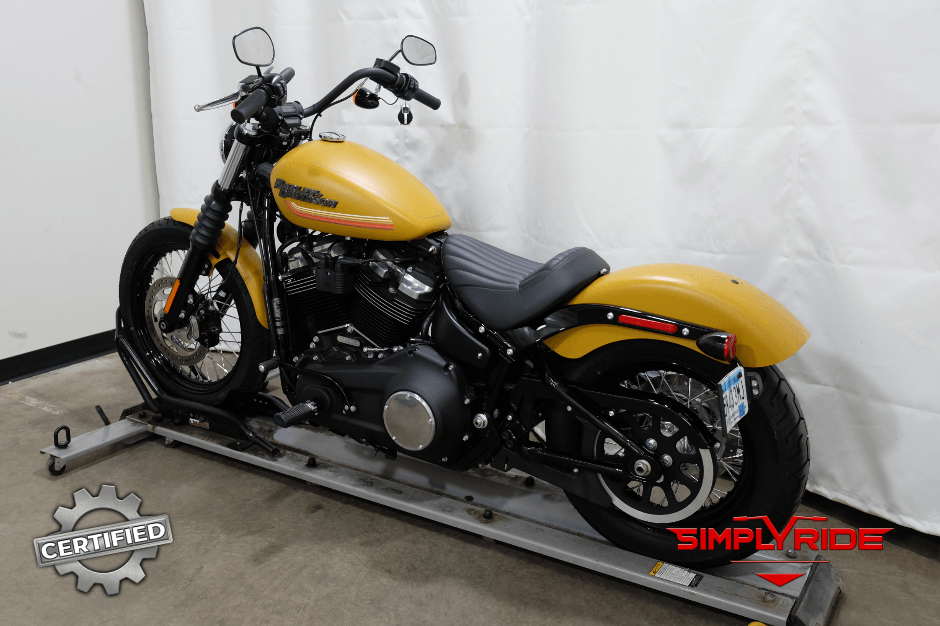 2019 Harley-Davidson Street Bob® in Eden Prairie, Minnesota - Photo 6