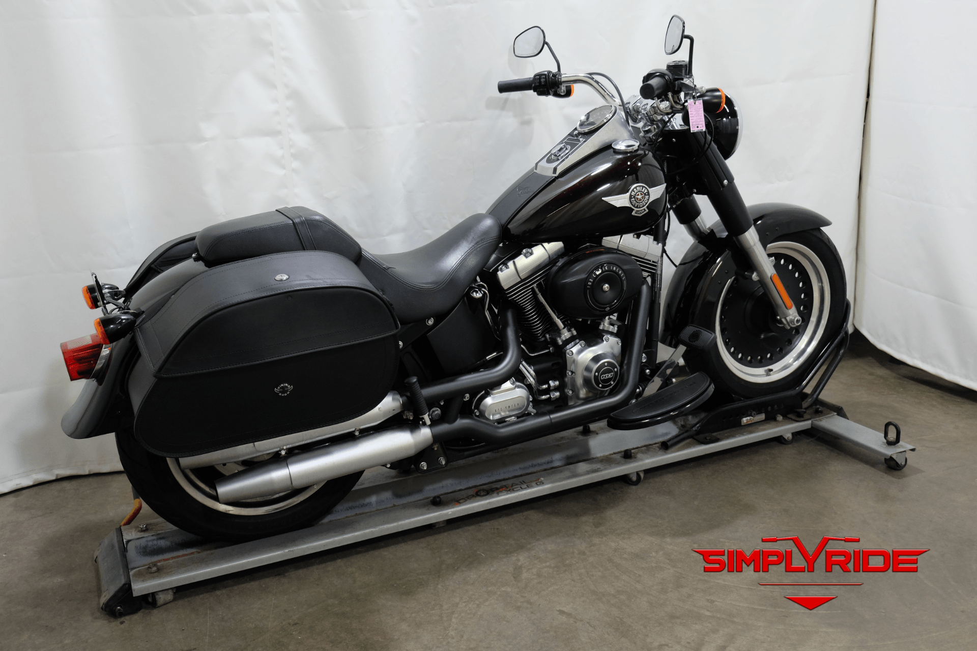 2014 Harley-Davidson Fat Boy® Lo in Eden Prairie, Minnesota - Photo 8