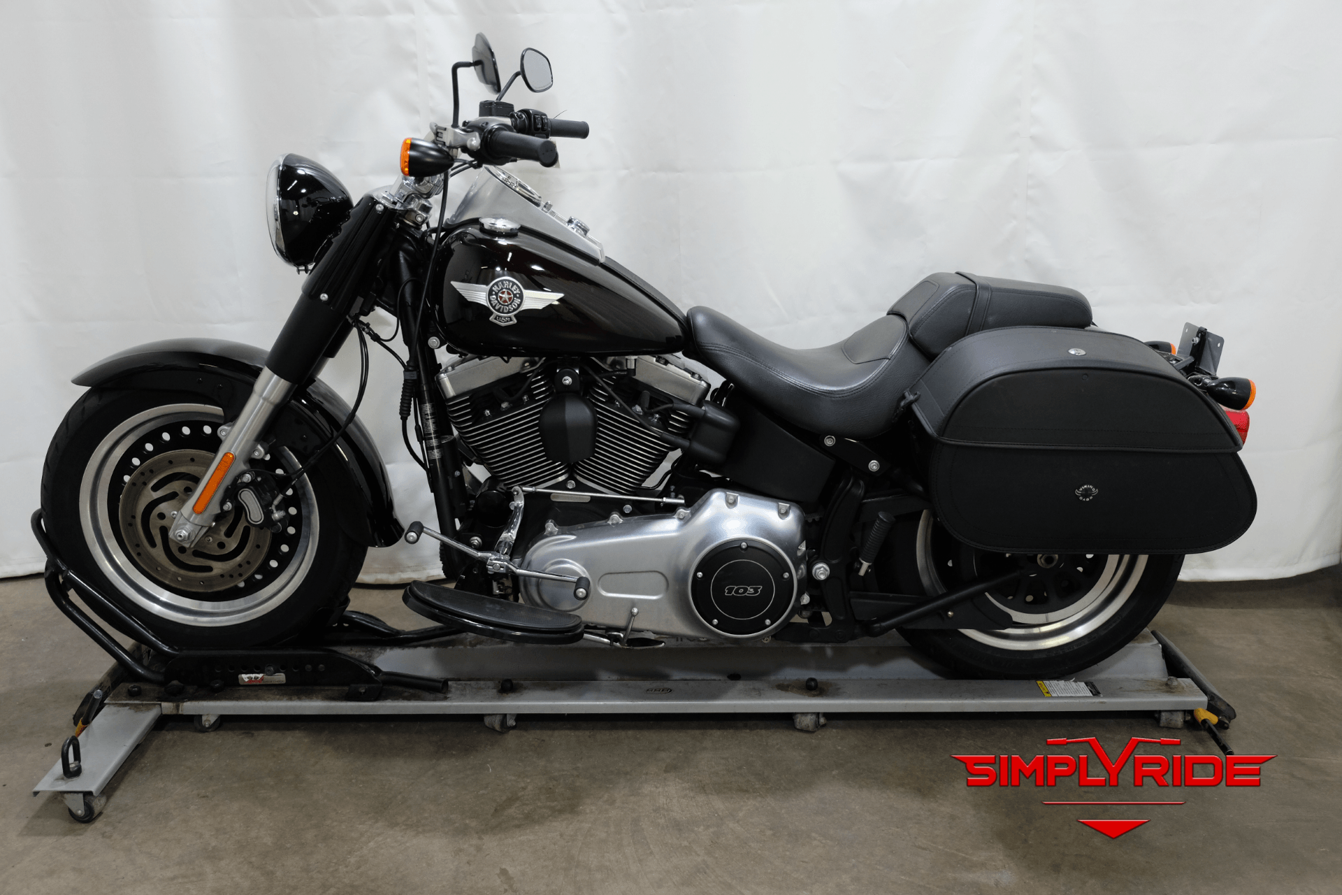 2014 Harley-Davidson Fat Boy® Lo in Eden Prairie, Minnesota - Photo 5