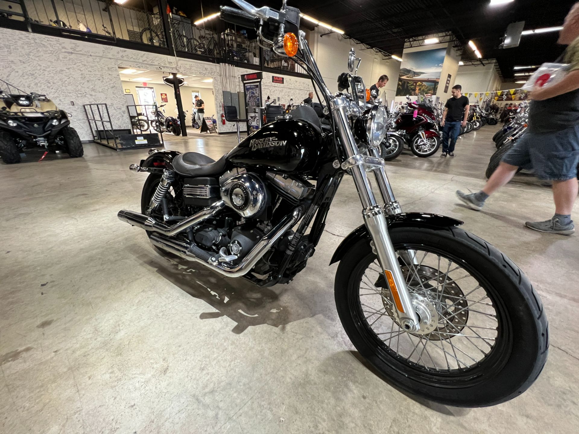 2017 Harley-Davidson Wide Glide in Eden Prairie, Minnesota - Photo 2