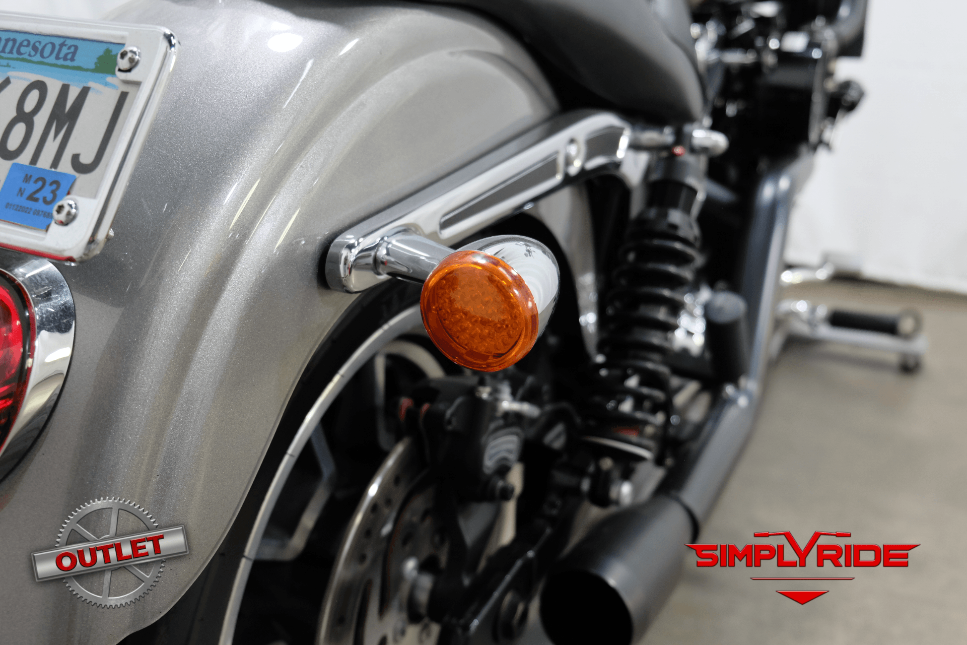 2016 Harley-Davidson Low Rider TURBO in Eden Prairie, Minnesota - Photo 11