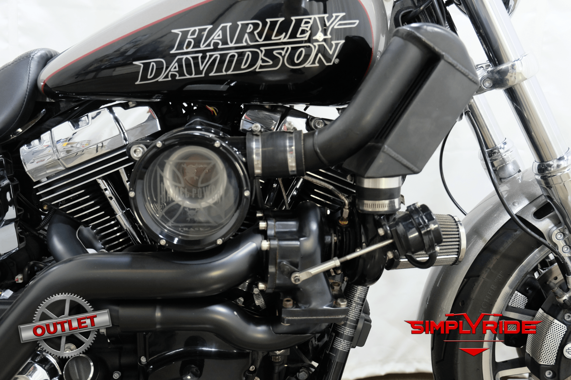 2016 Harley-Davidson Low Rider TURBO in Eden Prairie, Minnesota - Photo 13