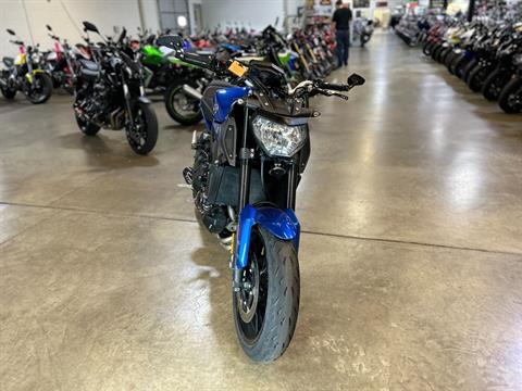 2016 Yamaha FZ-09 in Eden Prairie, Minnesota - Photo 3