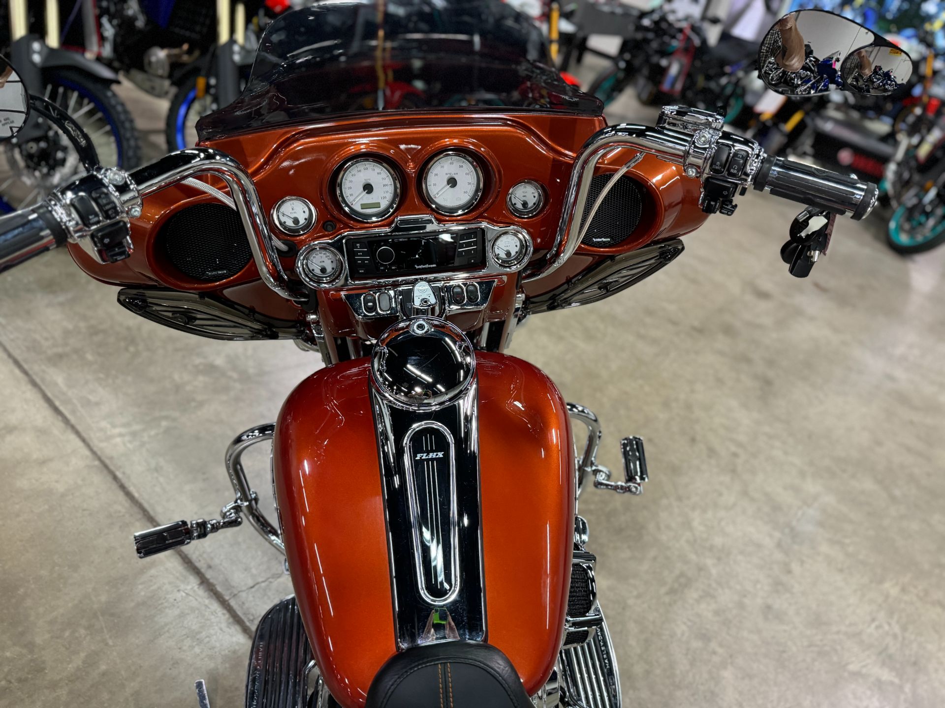 2011 Harley-Davidson Street Glide® in Eden Prairie, Minnesota - Photo 10