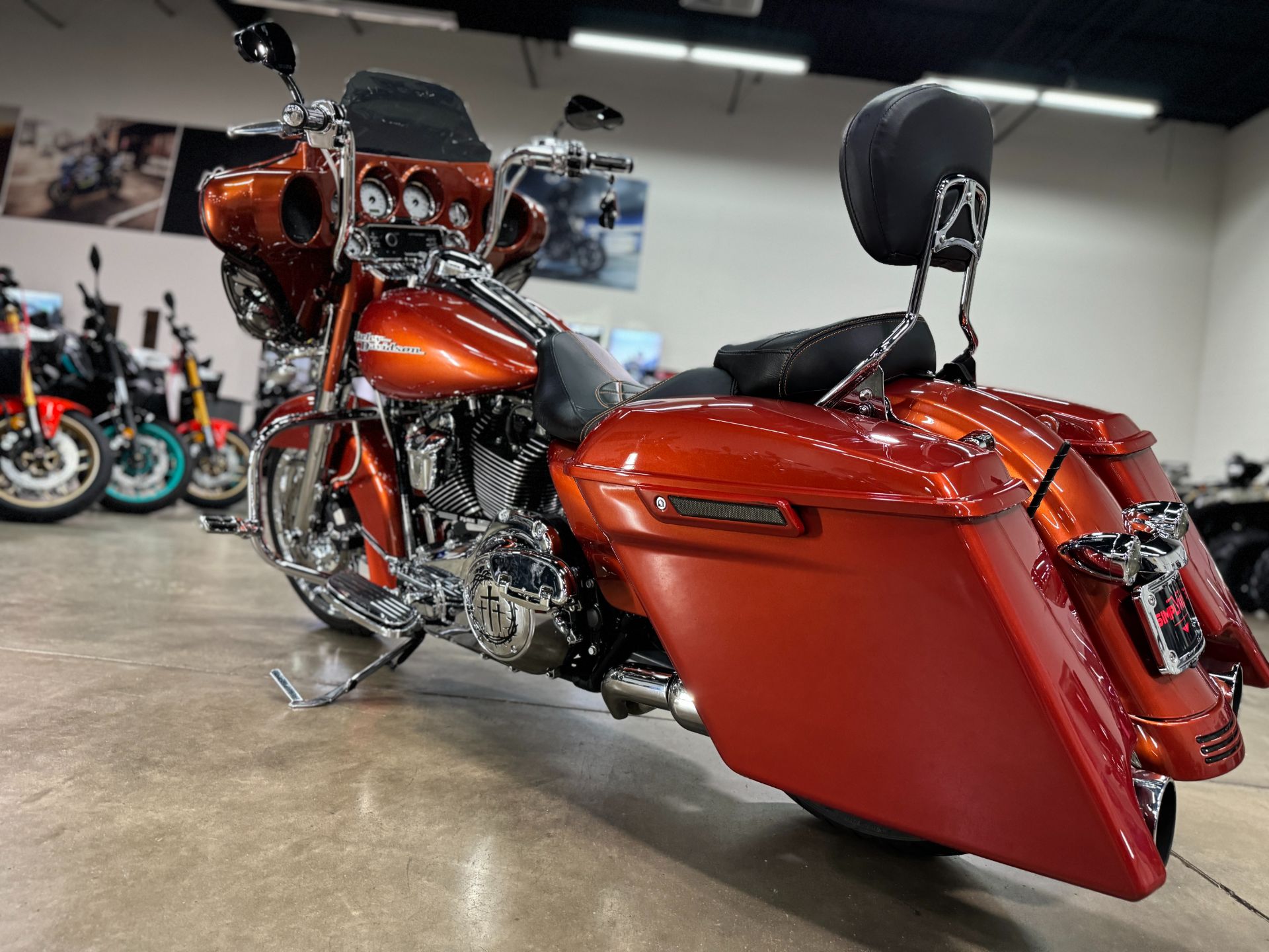 2011 Harley-Davidson Street Glide® in Eden Prairie, Minnesota - Photo 6