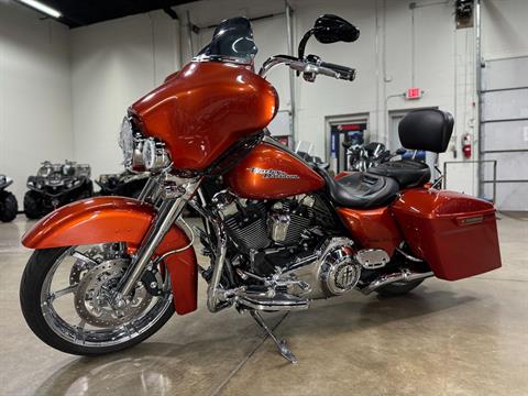 2011 Harley-Davidson Street Glide® in Eden Prairie, Minnesota - Photo 7