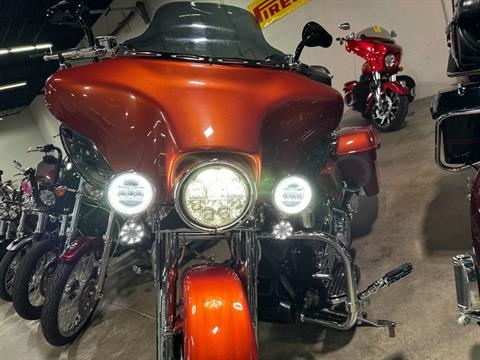 2011 Harley-Davidson Street Glide® in Eden Prairie, Minnesota - Photo 16