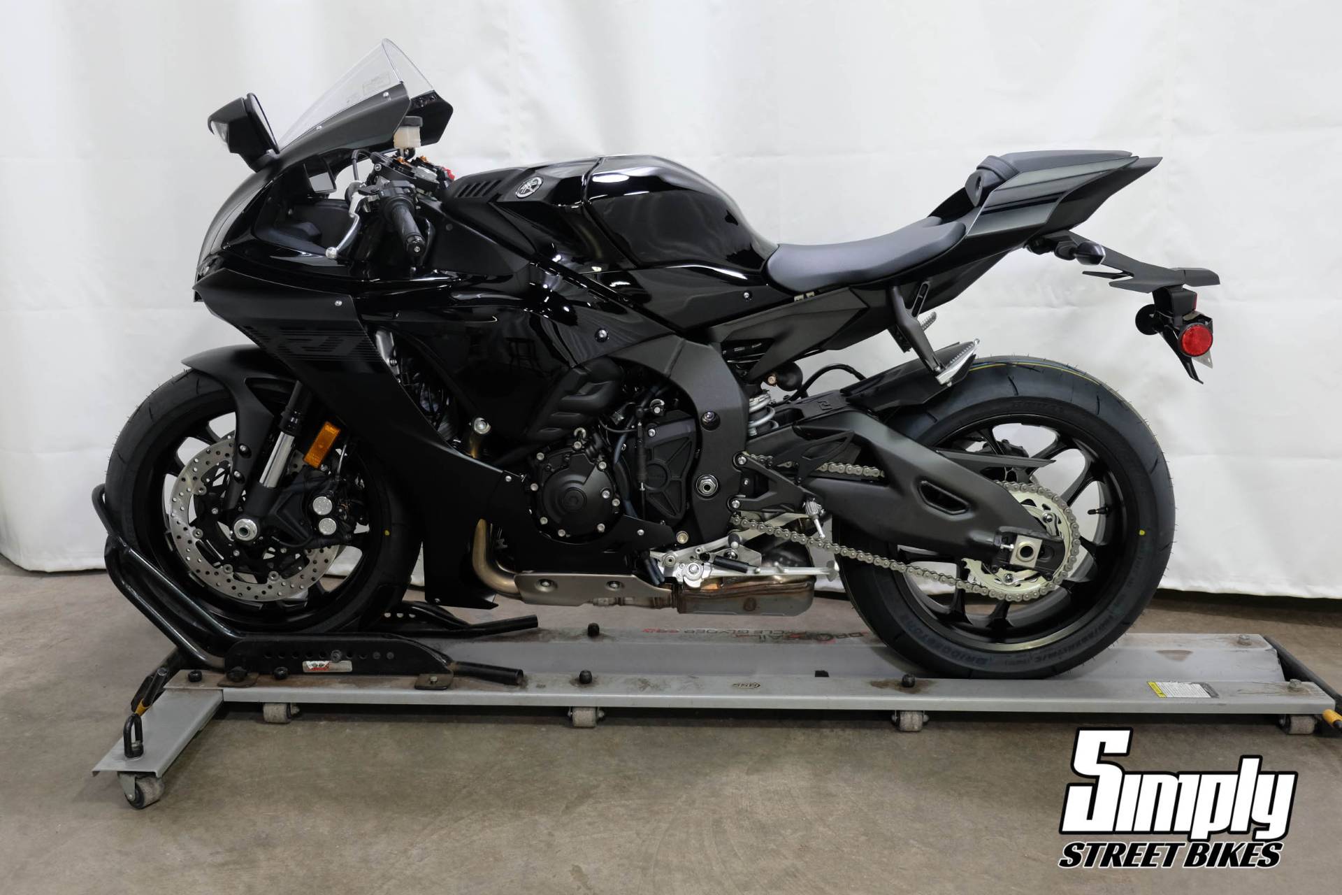 2021 Yamaha YZF-R1 | New Motorcycle For Sale | Eden ...