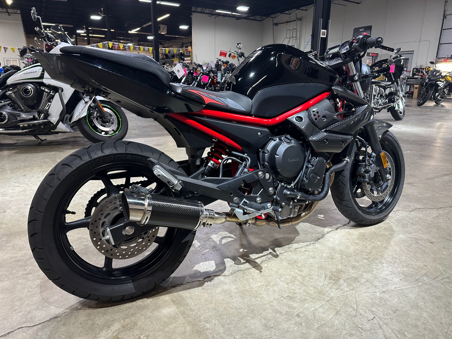 2016 Yamaha FZ6R in Eden Prairie, Minnesota - Photo 3