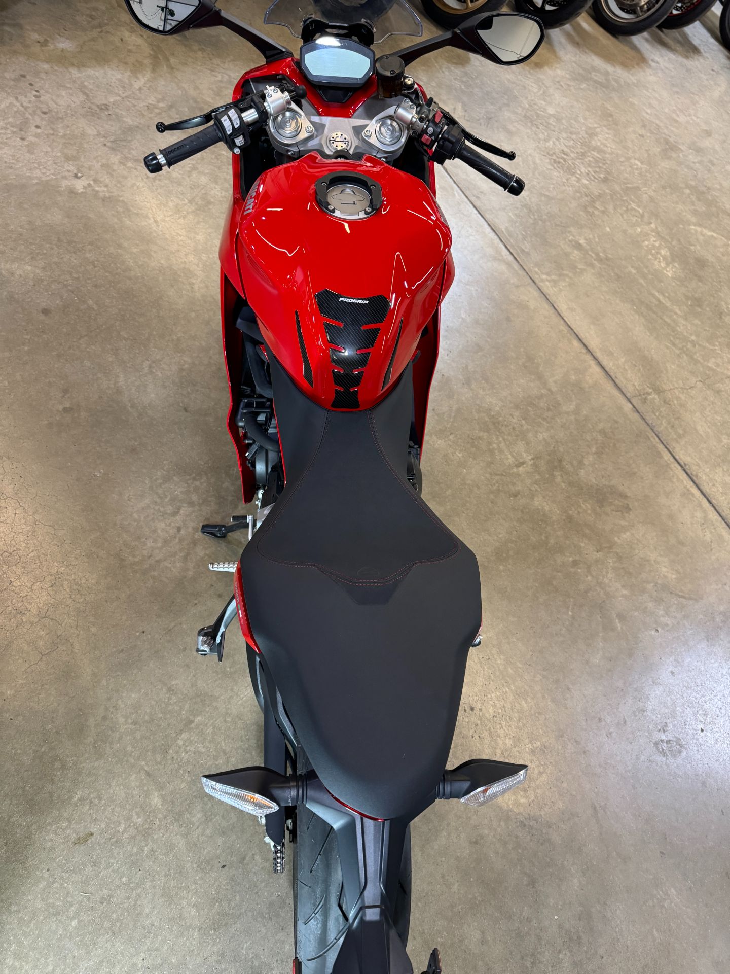 2017 Ducati SuperSport in Eden Prairie, Minnesota - Photo 10