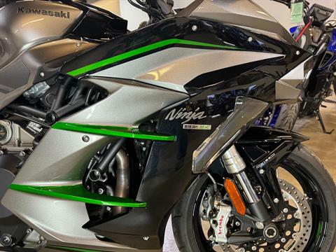 2019 Kawasaki Ninja H2 SX SE+ in Eden Prairie, Minnesota - Photo 2