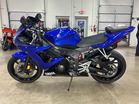 2009 Yamaha YZF-R6S in Eden Prairie, Minnesota - Photo 2