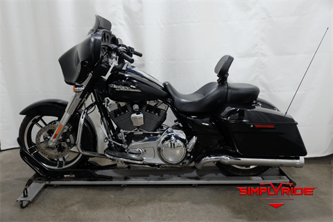 2014 Harley-Davidson Street Glide® in Eden Prairie, Minnesota - Photo 5