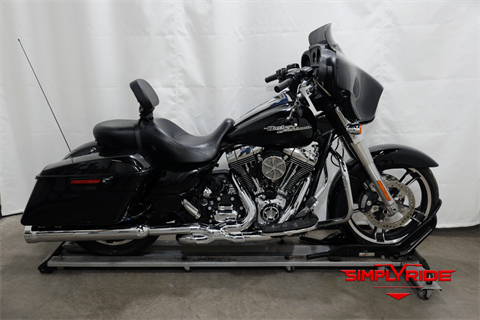 2014 Harley-Davidson Street Glide® in Eden Prairie, Minnesota
