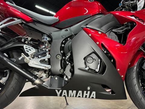 2007 Yamaha YZF-R6 in Eden Prairie, Minnesota - Photo 3