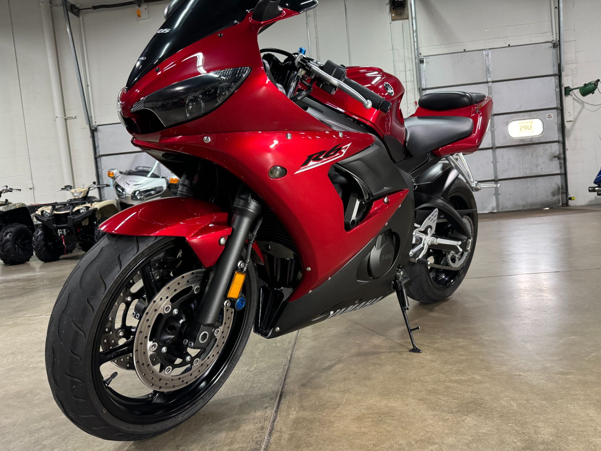 2007 Yamaha YZF-R6 in Eden Prairie, Minnesota - Photo 6