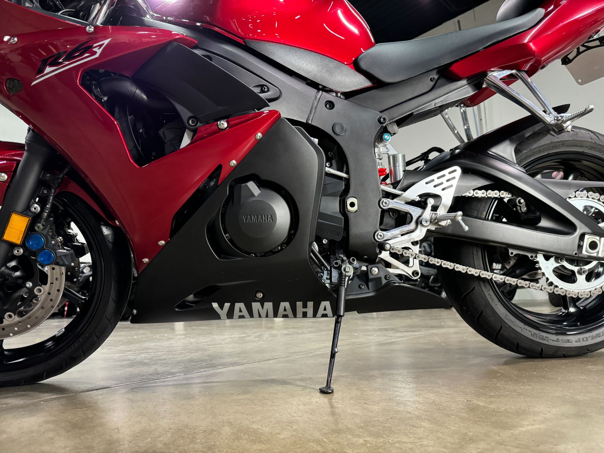 2007 Yamaha YZF-R6 in Eden Prairie, Minnesota - Photo 11